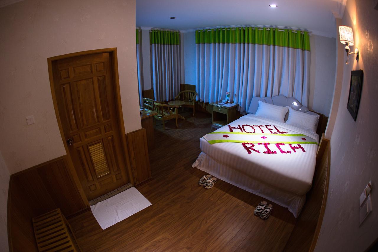 Hotel Rich Pyin Oo Lwin Dış mekan fotoğraf